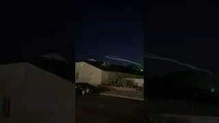 what the hell IS that? (turns out it’s SpaceX)