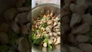 Брокколи с куриным филе в сливках в Духовке