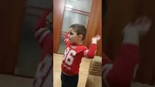 ПАПА СПИТ