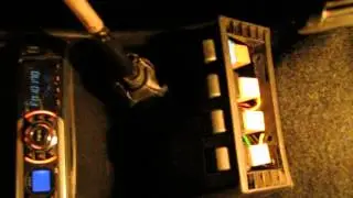 ВАЗ 21043-47 Табло на консоли(бороде) рядом с часами. Настил пола  часть 3