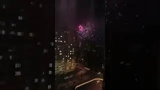 красивый фейерверк 285.