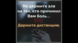 Лестницу на второй этаж модернизировали, теперь водопровод ..