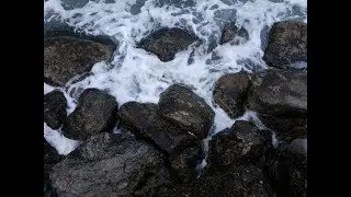 ШТОРМ АНАПА 11.01.19 МОРЕ ПЛЯЖ каменный и галечный  Высокий берег Малая бухта