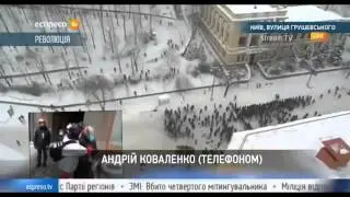 Революция на Грушевского  Атака беркута на баррикады 22 01 2014 Espreso tv Live