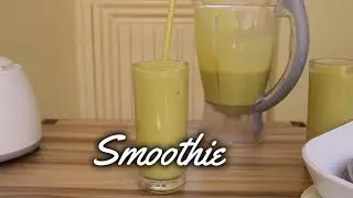 BANANA AND AVOCADO SMOOTHIE
