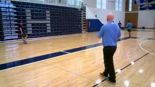 Baseball Rundowns - How fielders should properly execute a rundown