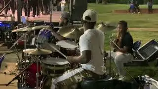 Praise in the park( man) 🤯  🤯