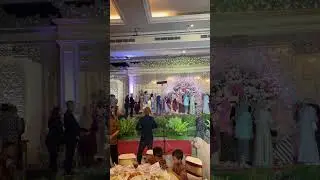 Antri foto di Pernikahan dani dan bayu di solobaru