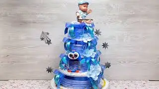 Четырехъярусный торт из подгузников