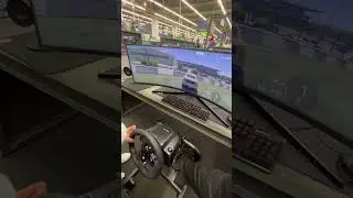 Игровая зона в магазине электроники. Скандинавия.