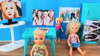 kid's blackpink adoration surprises family,mom barbie