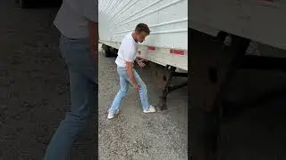 Rookie Trucker Wont Ever Put His Foot There Again! #cdl #truck #semi #trucker #opps #mistake #otr
