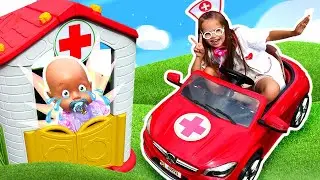 La enfermera Maya trata a Lina. Vídeos de bebés Baby Born