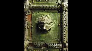 Fotos de: Italia - Verona - Basilica de San Zeno - Forja -  detalles de la puerta
