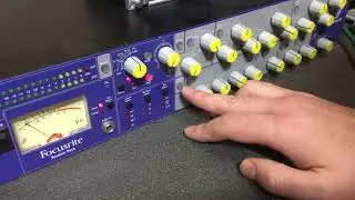 Микрофонный предусилитель Focusrite ISA220 test