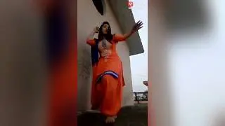 Sexy Desi Girl Local Dance On Indian Song