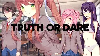 Yuri has to Undress after losing Truth or Dare! (DDLC Mod)