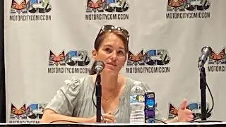 Amy Jo Johnson panel at MC3 - Full Video