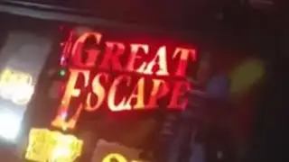 THE GREAT ESCAPES GOES RED AND OTHER FRUIT MACHINE GAME PLAY