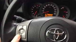 Китайский магнитофон на андроиде для RAV4 III