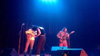 Ana Frango Elétrico - "Cinza e Verde Limão" - BNDES Cultural