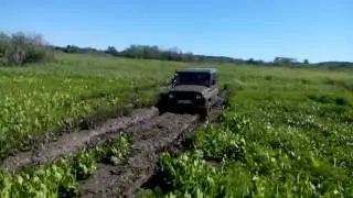 УАЗ в болоте