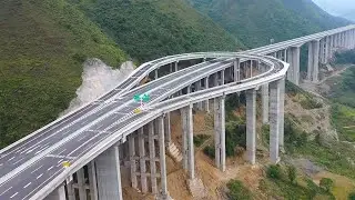 SIÊU ĐƯỜNG CAO TỐC vượt qua dãy NÚI KHỔNG LỒ. Người Trung Quốc họ đã xây dựng nó như thế nào?
