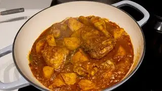 How to cook chicken curry with potatoes | How To Cook 