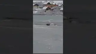 остался один...