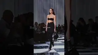 Vittoria ceretti runways 🔥🖤✨ #shorts #models #supermodel #runwaymodel