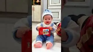Smart baby helps mom