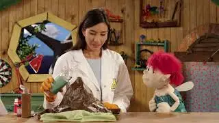 Nanogirl and Fern Make a Volcano on The Moe Show