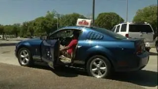 How to safely deliver a pizza! (a papa johns training video)