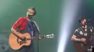 The Vamps - duo James/Connor Written Off + Risk It All - Zenith de Paris 22/04/16