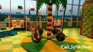 Детский Парк Развлечений!TerraPark.ЕДЕМ НА КАЧЕЛИ Видео Для Детей Playground