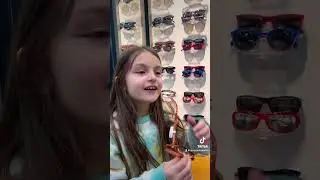Ludovica Wants Glasses 🤔 