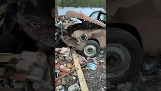 Брошена и разбита (ГАЗ-М-20)