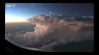 Грозовое облако Вид с самолёта