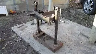 Safe garage spring compressor