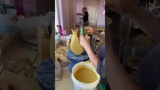 One way of making a pitcher #potter #potterytechniques #studiopottery #pottery #clay #pitchers #art