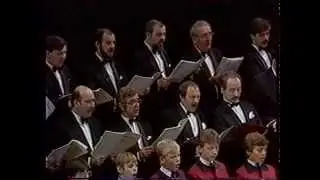 LEONARD BERNSTEIN - Chichester Psalms // CONDUCT -  L.Bernstein