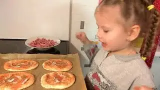 Как на Лёвино Рожденье Мы готовим объеденье