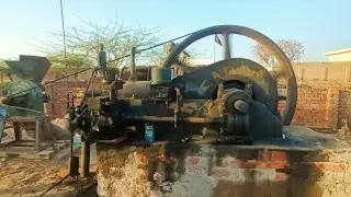 Oil diesel engine amazing Start - Wheat Grinder Machine Work On Black Diesel Engine