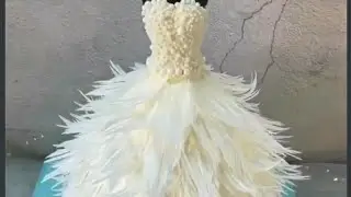 Платье из вафельной бумаги для куклы Барби.