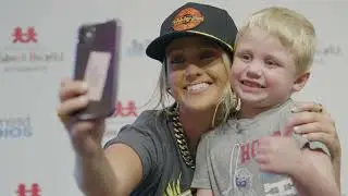 Country Star Priscilla Block Brings a Block Party to Seacrest Studios Nashville!
