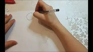 Draw a girl in a hat with a pencil ✍️