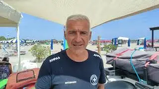 Il primo soccorso sbarca sulla spiaggia
