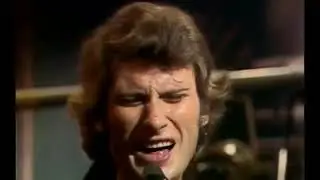 Johnny Hallyday - Derrière l'amour