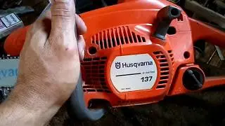 Husqvarna 137 chainsaw overflows carburetor