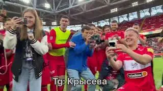 💍 Майк сделал предложение Свете прямо на поле! 